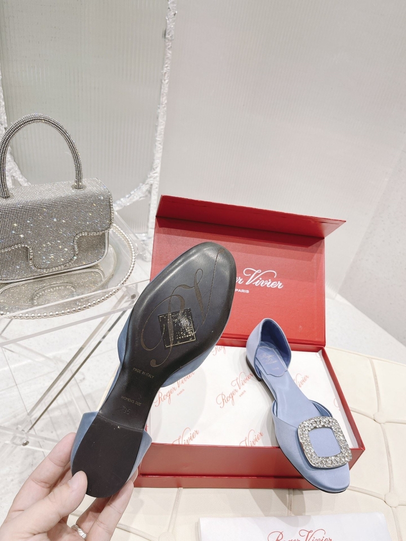 Roger Vivier flat shoes